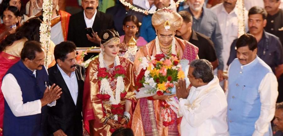 Mysore Maharaja Yaduveer Chamraja Krishnadatta Wodeyar ties knot with Trishika Kumari Singh. Yaduveer Chamraja Krishnadatta Wodeyar,Mysore Maharaja Yaduveer Chamraja Krishnadatta Wodeyar wedding pictures,Yaduveer Chamraja Krishnadatta Wodeyar wedding pictures,Yaduveer Chamraja Krishnadatta Wodeyar wedding pics,Yaduveer Chamraja Krishnadatta Wodey