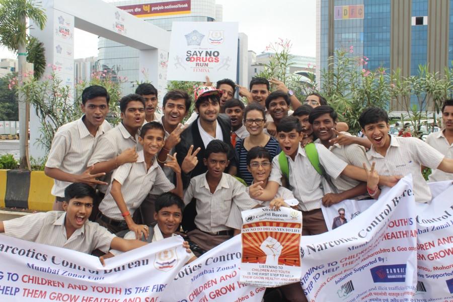 'Say No To Drugs' Run organised by Femina in association with the Narcotics Control Bureau on the occasion of World Drug Day. Actors Mandira Bedi and Ali Fazal flagged off the run. The event was also supported by Sri K.S Jha, Zonal Director, Narcotics Control Bureau and NCC Cadets. Mandira Bedi,Ali Fazal,Say No to Drugs Run,Say No to Drugs Run campagin,Mandira Bedi and Ali Fazal,Ali Fazal,KS Jha,Zonal Director,Narcotics Control Bureau,Say No to Drugs Run event