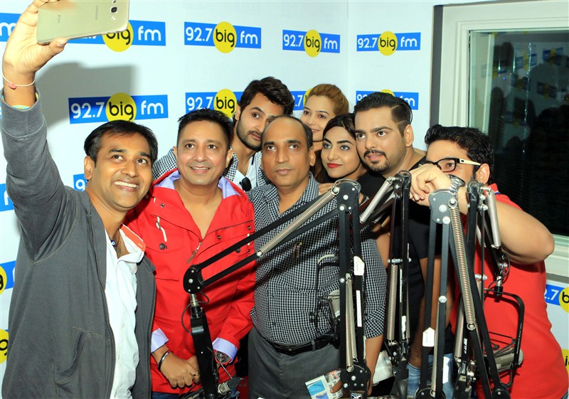 Sukhwinder Singh, Lyricist Faaiz Anwar, Rishank Tiwari, director Indervesh Yogee, Ritika Gulati, Samiksha Bhatnagar, Sufi Gulati and Harshvardhan Joshi went to Big FM to promote their film Love Ke Funday. Love Ke Funday,Love Ke Funday movie promotion at Big FM,Love Ke Funday movie promotion,Sukhwinder Singh,Lyricist Faaiz Anwar,Rishank Tiwari,director Indervesh Yogee,Ritika Gulati,Samiksha Bhatnagar,Sufi Gulati,Harshvardhan Joshi