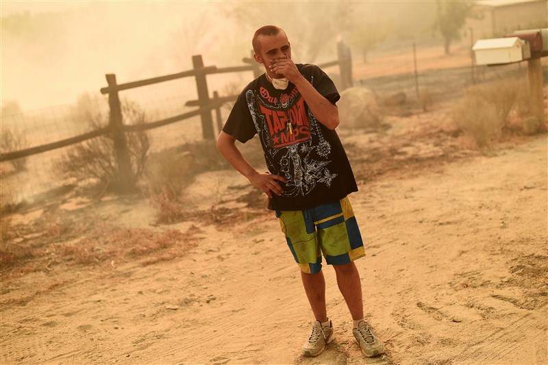 The massive wildfire in Kern County is now considered the largest California wildfire of 2016 so far. California's deadly Erskine wildfire,Erskine wildfire,massive wildfire,wildfire in Kern,California wildfire,california wildfire update,california wildfire injuries,California wildfire pics,California wildfire images,California wildfire photos,Califor