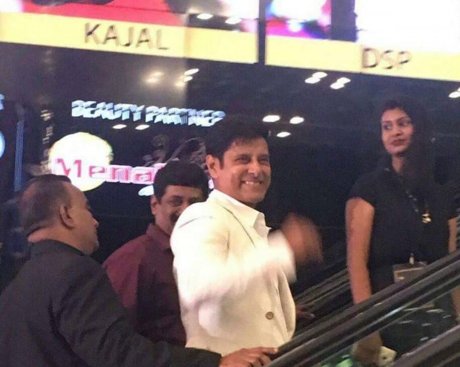 South Indian Actor Chiyaan Vikram at SIIMA 2016. Chiyaan Vikram at SIIMA,Chiyaan Vikram at SIIMA 2016,Vikram at SIIMA 2016,Vikram at SIIMA,Vikram,Chiyaan Vikram,Vikram pics,Vikram images,Vikram photos,Vikram stills,Vikram pictures