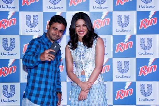 Stunning actress Priyanka Chopra saluted the courage and shine of crores of Indian women at an event organised by RIN.