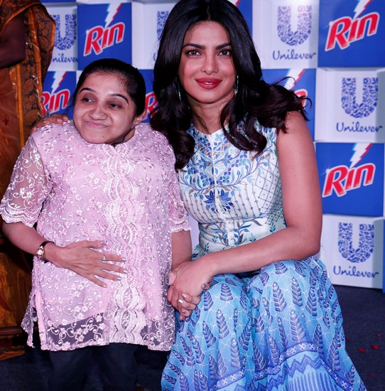 Stunning actress Priyanka Chopra saluted the courage and shine of crores of Indian women at an event organised by RIN. Priyanka Chopra,RIN - Jai Gangaajal Anthem,Jai Gangaajal Anthem,Stunning actress Priyanka Chopra,Priyanka Chopra latest pics,Priyanka Chopra latest images,Priyanka Chopra latest photos,Priyanka Chopra latest stills,Priyanka Chopra latest pictures