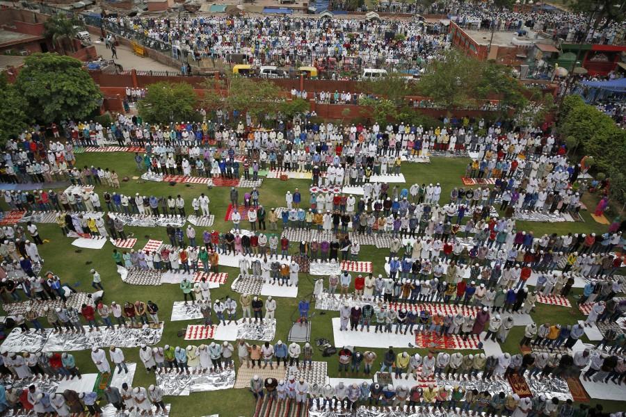 Muslims mark the holy month of Ramadan with fasting. Ramadan,Ramadan fasting,Ramadan festival,holy month,Muslims,Muslims festival,Ramadan celebration,Ramadan pics,Ramadan 2016,Ramadan images,Ramadan stills,Ramadan pictures