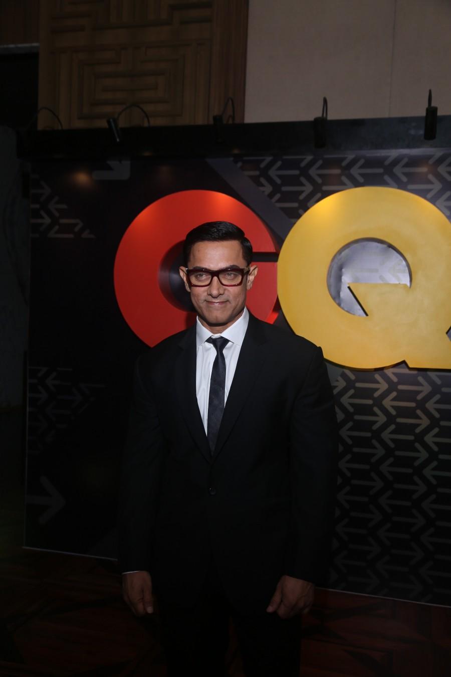 Aamir Khan, Dulquer Salmaan, Mandira Bedi at GQ 50 Most Influential Young Indians of 2016. GQ 50 Most Influential Young Indians of 2016,GQ 50 Most Influential Young Indians,Aamir Khan,Dulquer Salmaan,Mandira Bedi,Arjun Mehra,Publishing Director,Vijendra Bhardwaj,Fashion Director,Condé Nast India,Oona Dhabar,Sunil Sethi,Rahul Mishra