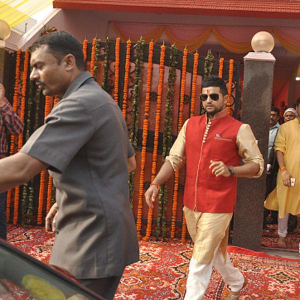 Cricketer Suresh Raina Gets Engaged With Priyanka Chaudhary Suresh Raina,cricket player Suresh Raina,Suresh Raina marriage photos,Suresh Raina engagement pics,Suresh Raina weds Priyanka Chaudhary,Priyanka Chaudhary,suresh raina wife Priyanka Chaudhary