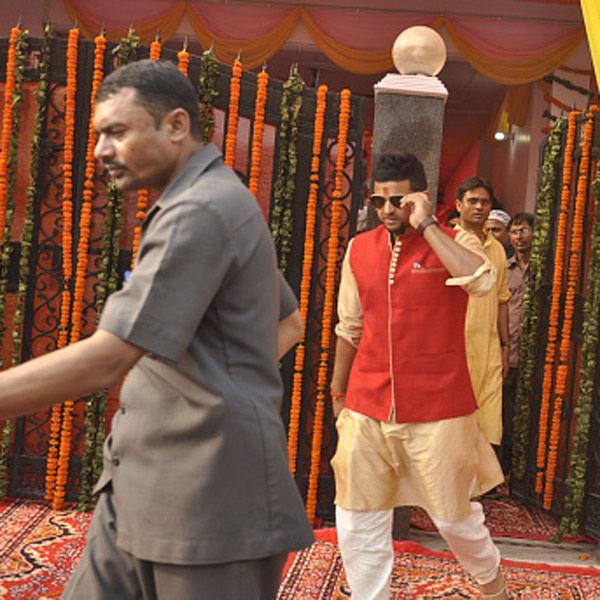 Cricketer Suresh Raina Gets Engaged With Priyanka Chaudhary Suresh Raina,cricket player Suresh Raina,Suresh Raina marriage photos,Suresh Raina engagement pics,Suresh Raina weds Priyanka Chaudhary,Priyanka Chaudhary,suresh raina wife Priyanka Chaudhary
