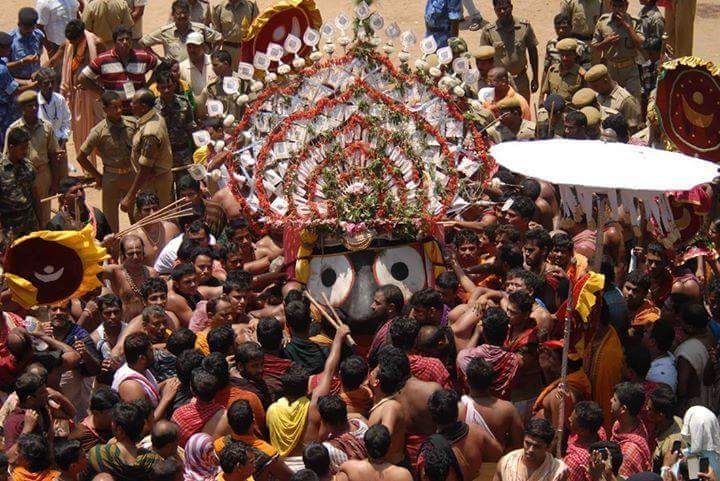 Another batch of 1,621 pilgrims left Jammu on Wednesday to perform the Amarnath Yatra which has been proceeding peacefully in the Kashmir Valley. Rath Yatra,Rath Yatra 2016,Rath Yatra celebration pictures,Rath Yatra celebration photos,Rath Yatra celebration stills,Rath Yatra celebration picture,Rath Yatra celebration,Rath Yatra 2016 celebration,Amarnath Yatra