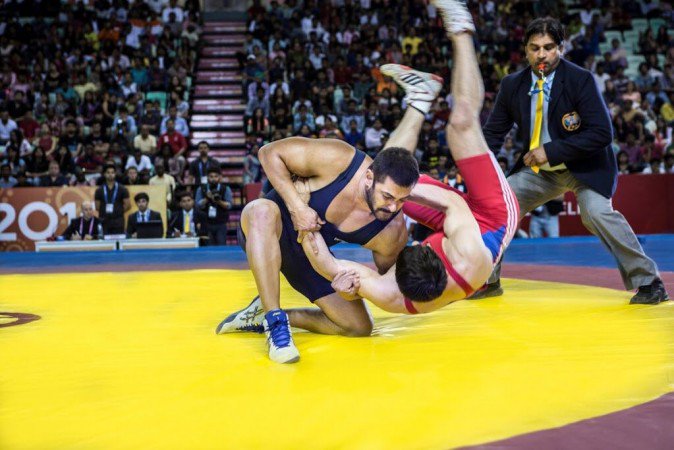 'Sultan': Salman's 'Raging Bull' act is a blockbuster. Sultan,Sultan review,Sultan movie review,Raging Bull,Salman's Raging Bull,Anushka Sharma,Salman Khan,Ali Abbas Zafar,Sultan collections,Sultan box office