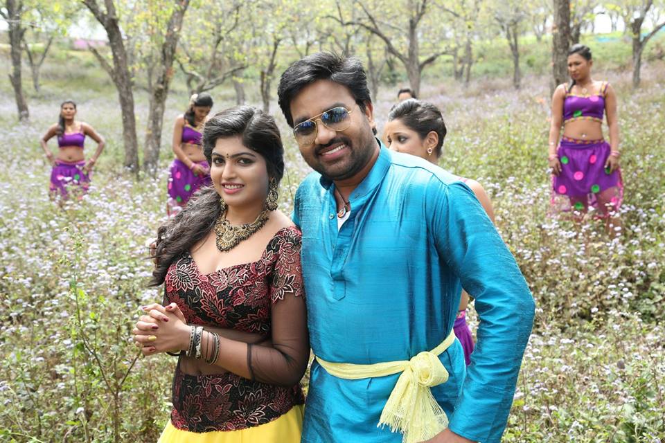 Adra Machan Visilu is an upcoming Tamil comedy movie. The film stars Shiva, Naina Sarwar and Srinivasan in the lead role. Adra Machan Visilu,tamil movie Adra Machan Visilu,Shiva,Naina Sarwar,Srinivasan,powerstar Srinivasan,power star Srinivasan,Adra Machan Visilu movie stills,Adra Machan Visilu movie pics,Adra Machan Visilu movie images,Adra Machan Visilu movie photos,Adra M
