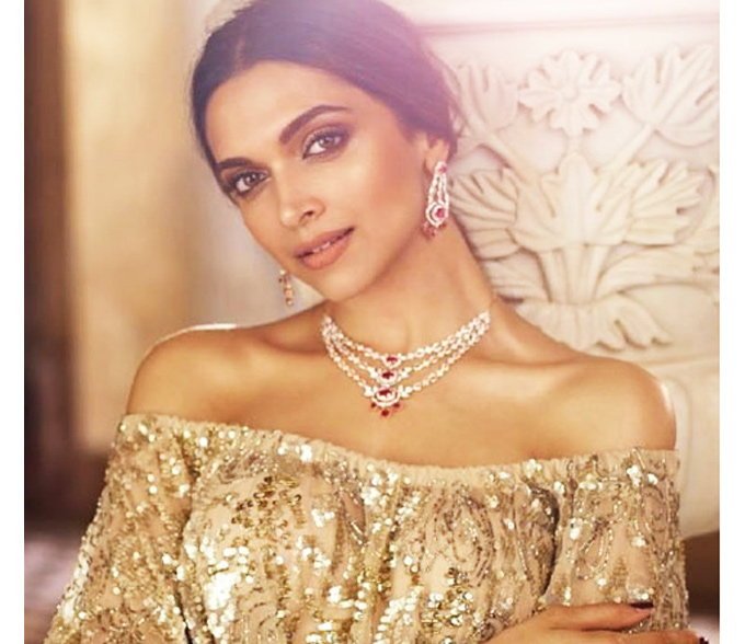 Tanishq deepika hot sale padukone ad