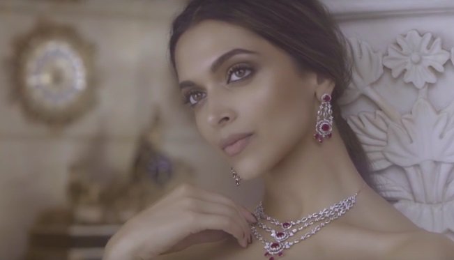 Bollywood actress Deepika Padukone dazzles in new Tanishq ad. Deepika Padukone,actress Deepika Padukone,Deepika Padukone dazzles in new Tanishq ad,Deepika Padukone's Tanishq ad,Tanishq ad,Deepika Padukone new pics,Deepika Padukone new images,Deepika Padukone new photos,Deepika Padukone new stills,Deepika Paduko