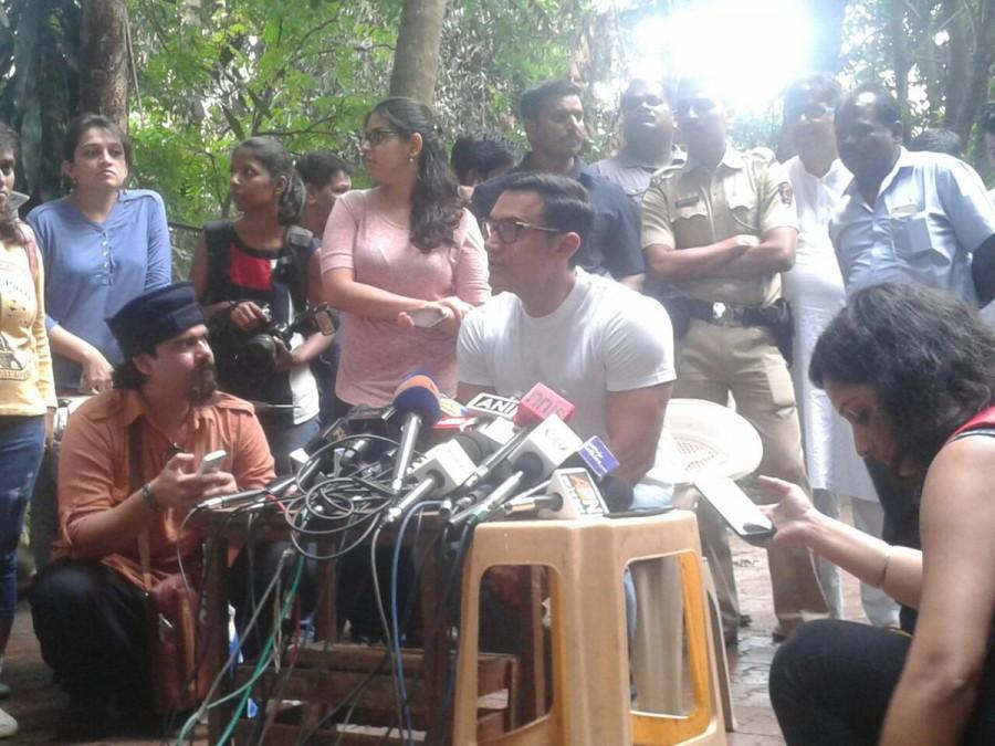 Actor Aamir Khan, who was seen celebrating the Eid with his mother on Thursday, said that people who spread terrorism or indulge in terror acts have no connection with mazhab (religion). Aamir Khan celebrates Eid with Media,Aamir Khan celebrates Eid,Aamir Khan celebrates Eid festival,Aamir Khan,actor Aamir Khan,Aamir Khan latest pics,Aamir Khan latest images,Aamir Khan latest photos,Aamir Khan latest stills,Aamir Khan latest pictures