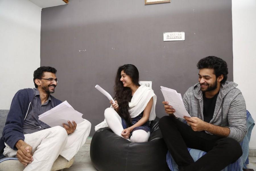 Actor Varun Tej, Sai Pallavi and Sekhar Kammula in Pre-production workshop. Varun Tej,Sai Pallavi,Varun Tej and Sai Pallavi,Sekhar Kammula,Varun Tej to romance Sai Pallavi,Sai Pallavi new pics,Sai Pallavi new images,Sai Pallavi new photos,Sai Pallavi new stills,Sai Pallavi new pictures