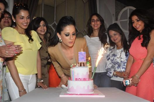 Artist-muralist Rouble Nagi celebrated her birthday with a few of her dear friends over lunch at Korner House in Bandra. Celebs like Neelam Kothari, Madhoo Shah, Krishika Lulla graced the event.