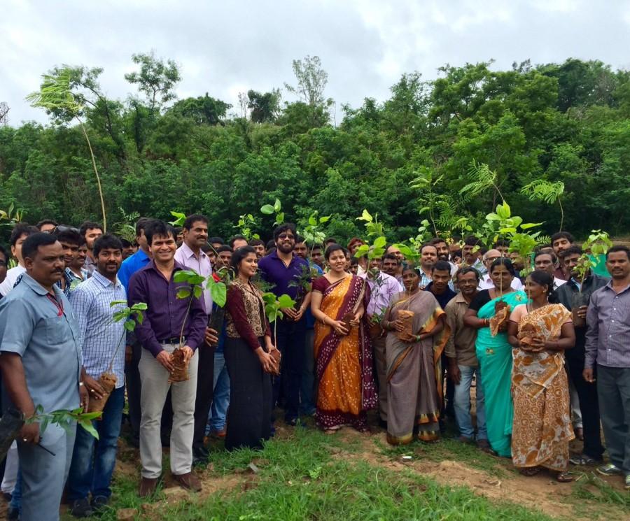 Celebs like Nagarjuna, Amala, Akhil Akkineni plant saplings as part of Haritha Haram campaign. Haritha Haram,Haritha Haram campaign,Nagarjuna,Amala,Akhil Akkineni,Haritha Haram campaign pics,Haritha Haram campaign images,Haritha Haram campaign photos,Haritha Haram campaign stills,Haritha Haram campaign pictures