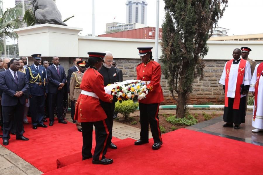 Prime Minister Narendra Modi on Monday paid homage to the first President of Kenya, Jomo Kenyatta, by laying a wreath at his mausoleum. Narendra Modi,first President of Kenya,Modi pays homage to first President of Kenya,Jomo Kenyatta,President of Kenya,mausoleum