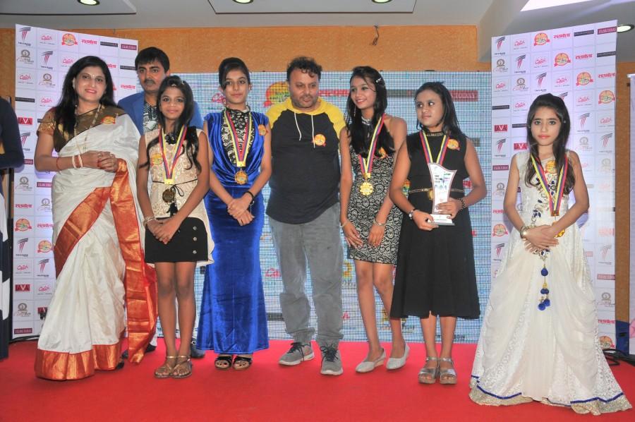 Celebs like Anil Sharma, Mukesh Rishi, Kanika Maheshwari, Mushtaq Khan, Kumar Mohan etc graced the evening with their presence and were felicitated. Celebs at 'Save The Girl Child' campaign,Save The Girl Child,Anil Sharma,Mukesh Rishi,Kanika Maheshwari,Mushtaq Khan,Kumar Mohan