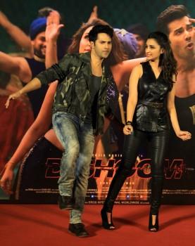 Varun Dhawan and Parineeti Chopra launched the much awaited item song 
