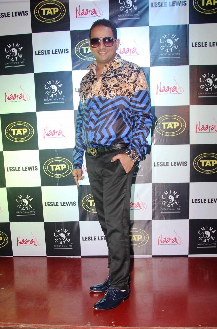 Lesle Lewis announces his Bollywood Badshah concert at TAP Resto Bar. Lesle Lewis,Savio D'sa,TAP Resto Bar,Lesle Lewis announces his Bollywood Badshah concert at TAP Resto Bar,Bollywood Badshah at TAP Resto Bar