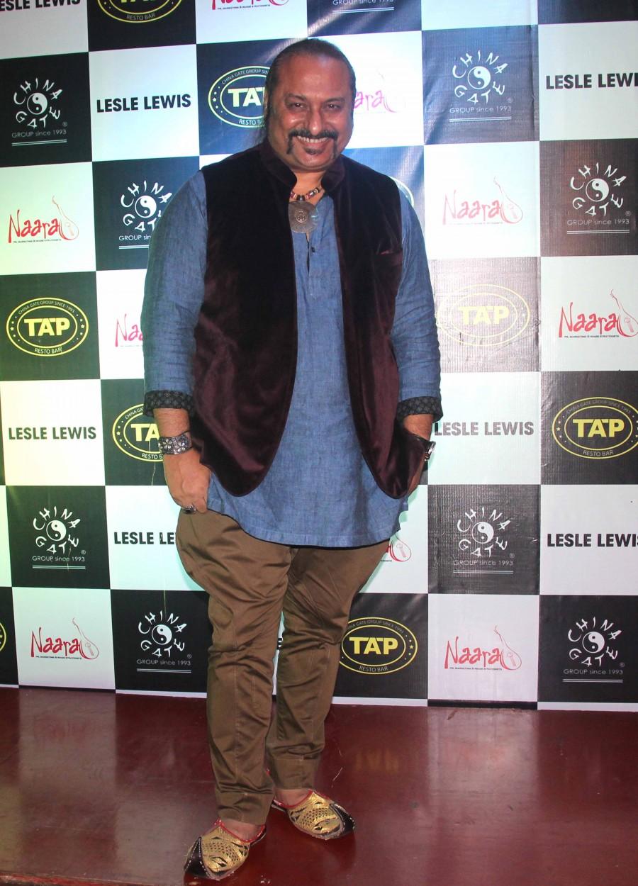 Lesle Lewis announces his Bollywood Badshah concert at TAP Resto Bar. Lesle Lewis,Savio D'sa,TAP Resto Bar,Lesle Lewis announces his Bollywood Badshah concert at TAP Resto Bar,Bollywood Badshah at TAP Resto Bar