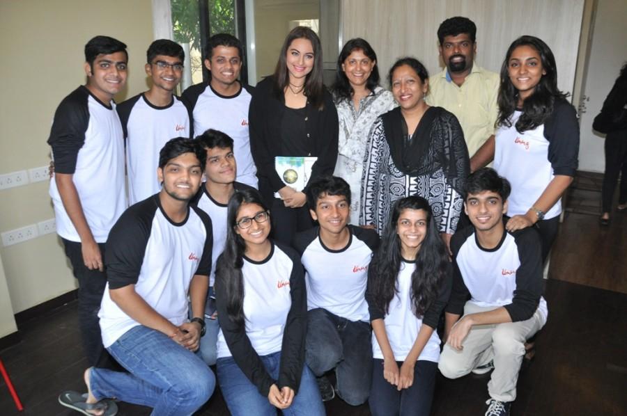 Actress Sonakshi Sinha, who will soon be seen doing action scenes in Sonakshi Sinha,Sonakshi Sinha initiates self defence campaign in Mumbai,Akira,Sonakshi Sinha self defence campaign,self defence campaign,actress Sonakshi Sinha,Sonakshi Sinha latest pics,Sonakshi Sinha latest images,Sonakshi Sinha latest photos,Sonakshi S
