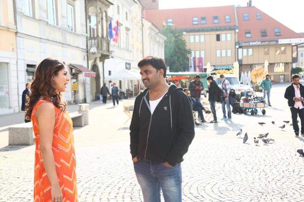 Babu Bangaram is an upcoming Telugu movie directed by Maruthi. The film stars Venkatesh and Nayanthara in the lead role. Babu Bangaram,Venkatesh,Nayanthara,Venkatesh and Nayanthara,Venkatesh in Babu Bangaram,Nayanthara in Babu Bangaram,Babu Bangaram movie stills,Babu Bangaram movie pics,Babu Bangaram movie images,Babu Bangaram movie photos,Babu Bangaram movie pictures
