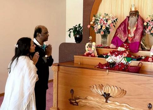 Superstar Rajinikanth along with his daughter Aishwarya visited Satchidananda Ashram, also known as Yogaville, in Virginia.