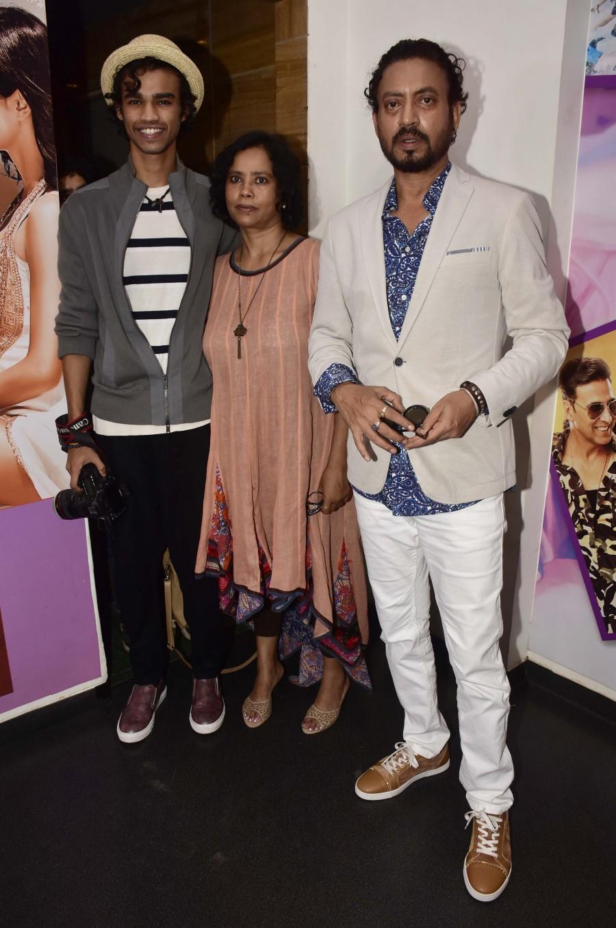 The team of Madaari recently arranged a special screening for the young critics. Irrfan Khan,Madaari,Madaari special screening,bolywood movie Madaari,Irrfan Khan organises special screening of Madaari for children