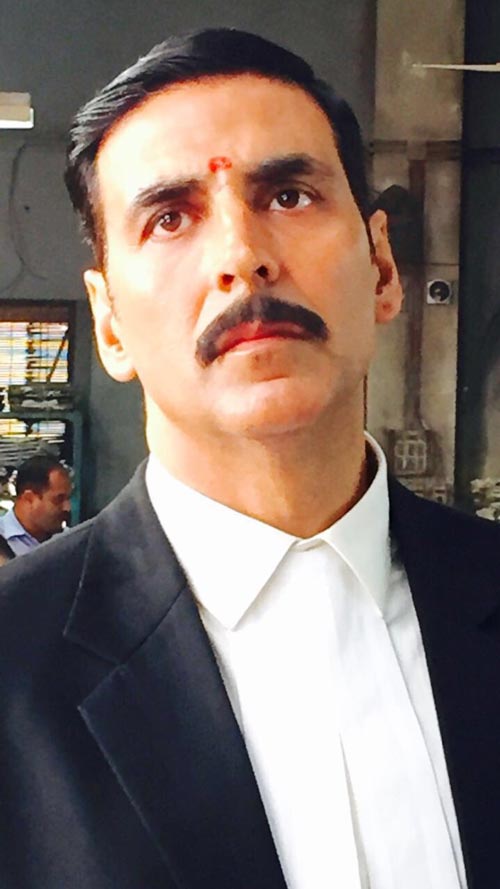 Akshay Kumar will be seen playing the role of a lawyer in the sequel to the 2013 popular courtroom comedy drama Akshay Kumar,Akshay Kumar new look,Akshay Kumar in Jolly LLB 2,Jolly LLB 2,Jolly LLB 2 first look,Jolly LLB 2 poster,Jolly LLB 2 movie stills,Jolly LLB 2 movie pics,Jolly LLB 2 movie images,Jolly LLB 2 movie photos,Jolly LLB 2 movie pictures