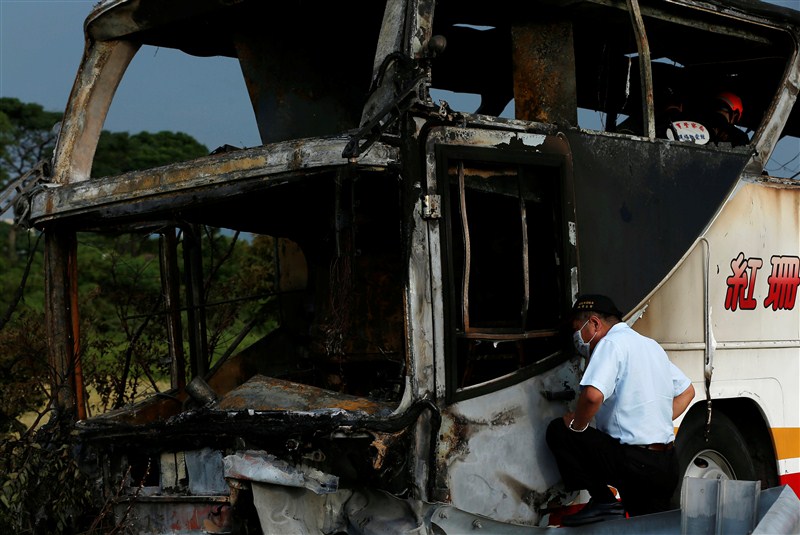 At least 26 Chinese passengers were killed on Tuesday when their bus crashed into a roadside barrier and burst into flames in Taiwan's Taoyuan municipality. 26 Chinese tourists,Taiwan bus fire,Taiwan bus accident,Taiwan,taiwan bus accident death toll,Taiwan bus crash,Chinese passengers