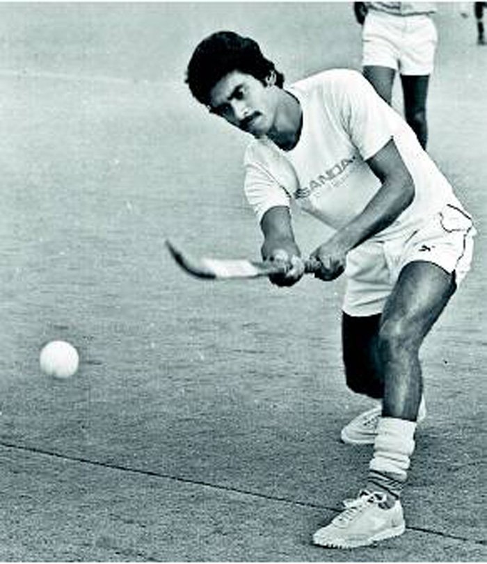 Hockey legend Mohammed Shahid passes away in a Gurgaon hospital after slipping into coma on Tuesday. Mohammed Shahid,Mohammed Shahid rare pics,Mohammed Shahid passes away,Mohammed Shahid rare stills,Mohammed Shahid rare images,Mohammed Shahid rare pictures,Mohammed Shahid rare photos
