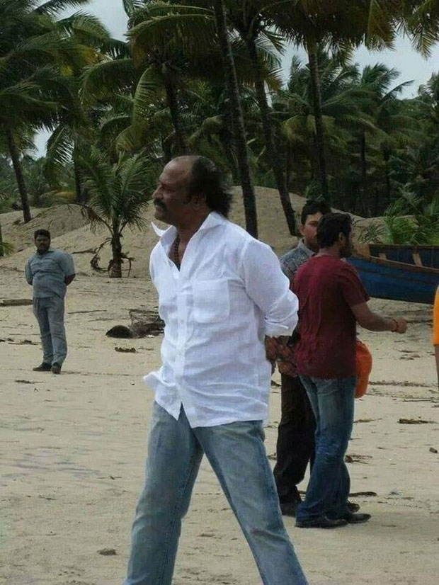 Check out the Rare and Unseen pics of Superstar Rajinikanth. Rajinikanth,Kabali,Rajinikanth rare pics,Rajinikanth rare images,Rajinikanth rare photos,Rajinikanth rare stills,Rajinikanth rare pictures,Rajinikanth unseen photos,Rajinikanth unseen pics,Rajinikanth unseen images,Rajinikanth unseen stills,Rajinikanth un