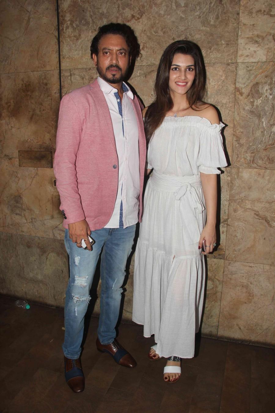 Bollywood celebs like Shahrukh Khan, Dia Mirza, Kriti Sanon, Tisca Chopra, Kangana Ranaut, Neha Sharma, Tabu, Amitabh Bachchan, Imtiaz Ali, Zarine Khan, Daisy Shah, Neha Sharma, Bhumi Pednekar, Jackky Bhagnani, Makarand Deshpande & others at the special screening of 'Madaari'. Madaari,Madaari special screening,Shahrukh Khan,Dia Mirza,Kriti Sanon,Tisca Chopra,Kangana Ranaut,Neha Sharma,Tabu,Amitabh Bachchan,Imtiaz Ali,Zarine Khan,Daisy Shah,Neha Sharma,Bhumi Pednekar,Madaari special screening pics,Madaari special screening image