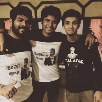 Celebs like Sivakarthikeyan, Siddharth, Anirudh, Vignesh Shivan and others watched Rajini's Kabali Movie.