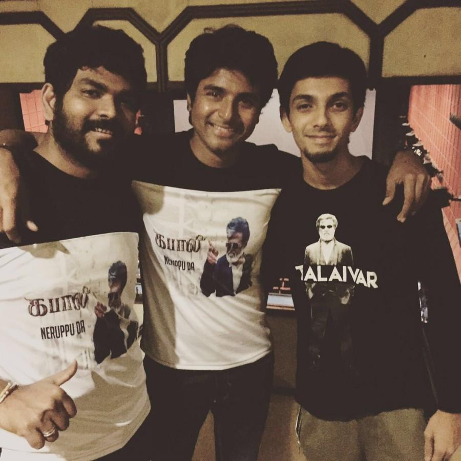Celebs like Sivakarthikeyan, Siddharth, Anirudh, Vignesh Shivan and others watched Rajini's Kabali Movie. Kabali fdfs,Kabali,Rajini,rajinikanth,superstar rajinikanth,Sivakarthikeyan,Siddharth,Anirudh,Vignesh Shivan