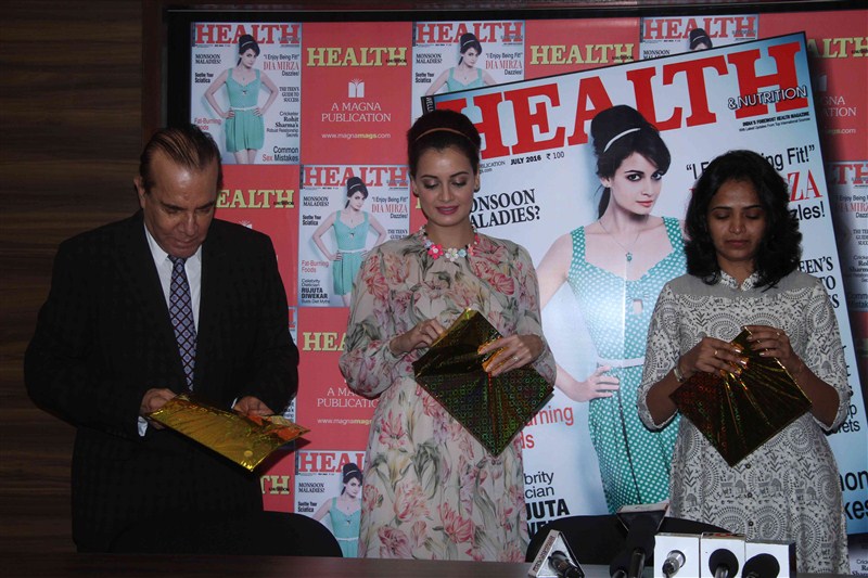 Bollywood actress Dia Mirza unveils the cover of Health and Nutrition Magazine. Dia Mirza,Dia Mirza unveils the cover of Health and Nutrition Magazine,Health and Nutrition Magazine,Dia Mirza latest pics,Dia Mirza latest images,Dia Mirza latest photos,Dia Mirza latest stills,Dia Mirza latest pictures