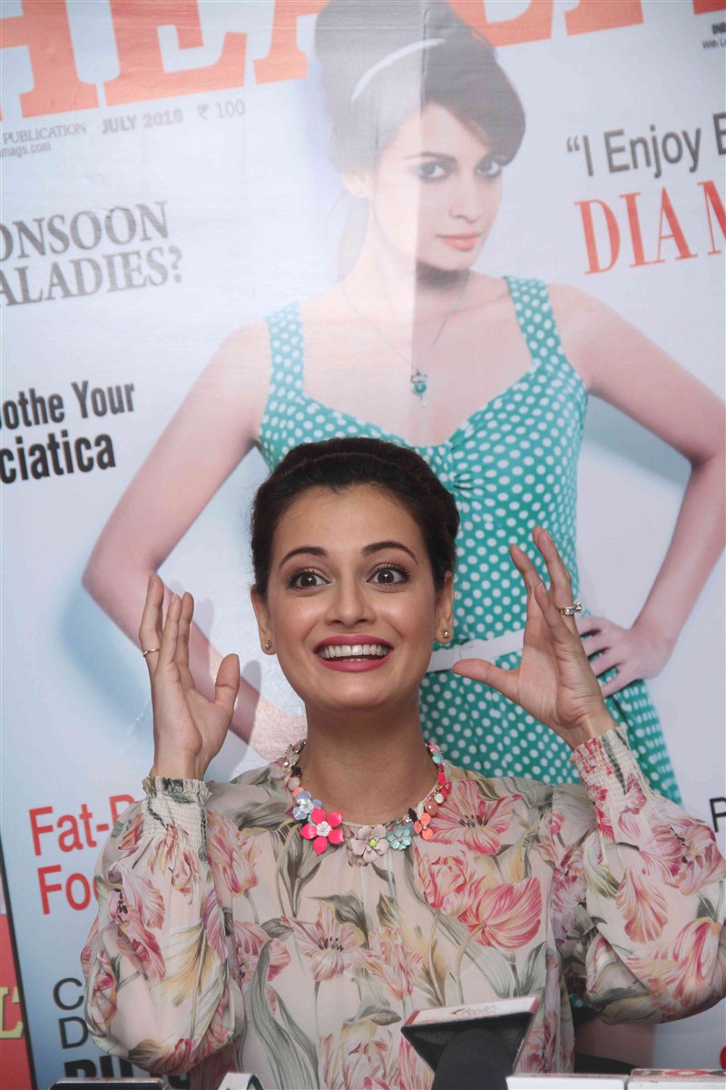 Bollywood actress Dia Mirza unveils the cover of Health and Nutrition Magazine. Dia Mirza,Dia Mirza unveils the cover of Health and Nutrition Magazine,Health and Nutrition Magazine,Dia Mirza latest pics,Dia Mirza latest images,Dia Mirza latest photos,Dia Mirza latest stills,Dia Mirza latest pictures