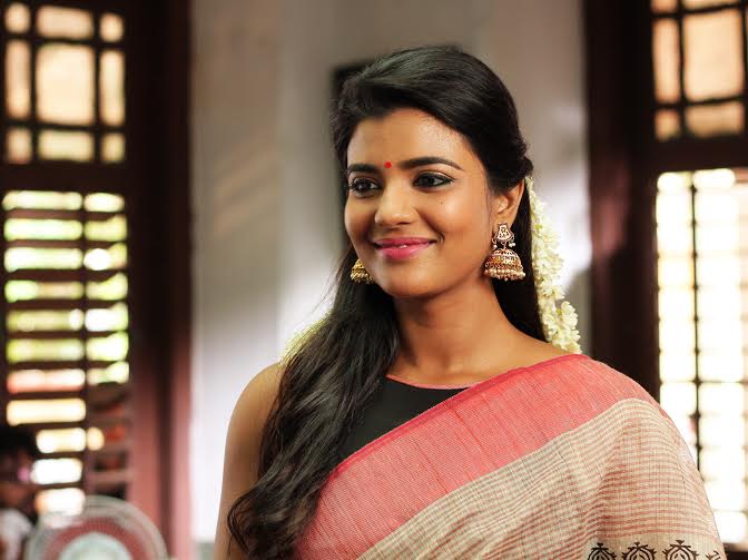 Kattapava Kaanom is an upcoming Tamil movie directed by Mani Seiyon. The film stars Sibiraj and Aishwarya Rajesh in the lead role, while Kaali Venkat, Yogi Babu appears in the supporting role. Kattapava Kaanom,Sibiraj,Aishwarya Rajesh,Sibiraj and Aishwarya Rajesh,Kattapava Kaanom movie stills,Kattapava Kaanom movie pics,Kattapava Kaanom movie images,Kattapava Kaanom movie pictures,Kattapava Kaanom movie photos,Kattapava Kaanom stills,Kattapava