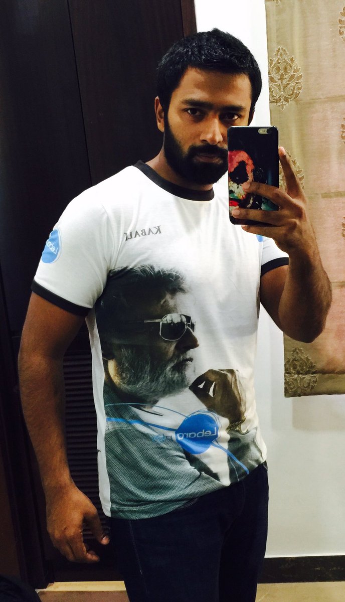 Rajinikanth,superstar rajinikanth,rajinikanth kabali,Dhanush,Shanthnu,shanthnu bhagyaraj,Kabali fdfs,celebs watches Kabali movie,celebs at Kabali fdfs