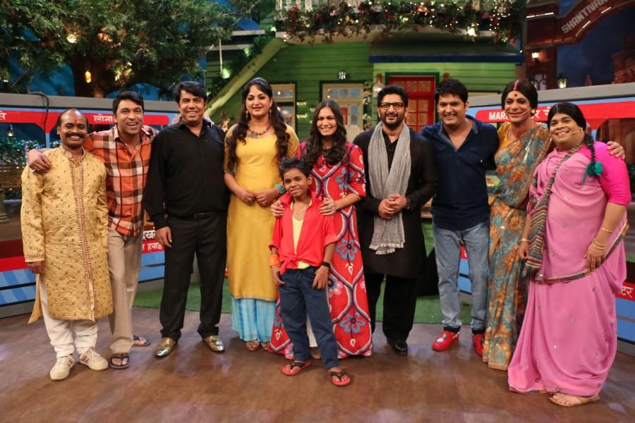 Actor Arshad Warsi and his wife Maria Goretti on the sets of The Kapil Sharma Show. Arshad Warsi,Maria Goretti,The Kapil Sharma Show,Arshad Warsi and wife Maria Goretti,Arshad Warsi and Maria Goretti,Sony Entertainment Television,The Kapil Sharma Show on the sets