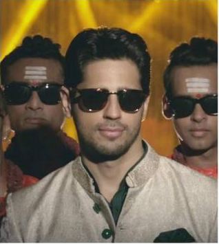 Here is the top 5 reason to watch Katrina Kaif and Sidharth Malhotra's movie Kala Chashma. Kala Chashma,Kala Chashma 5 reason,Katrina Kaif,Sidharth Malhotra,Katrina Kaif and Sidharth Malhotra,Kala Chashma review,Kala Chashma movie review