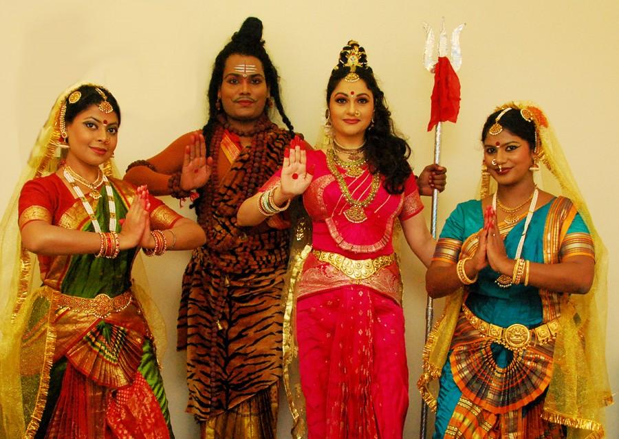 Gracy Singh, Kavitta Verma, Dr. Rajan Sankaran, Dr. Meghna Shah & others at The Other Song's fifth anniversary celebration. Gracy Singh,Kavitta Verma,Dr. Rajan Sankaran,Dr. Meghna Shah,The Other Song's fifth anniversary celebration