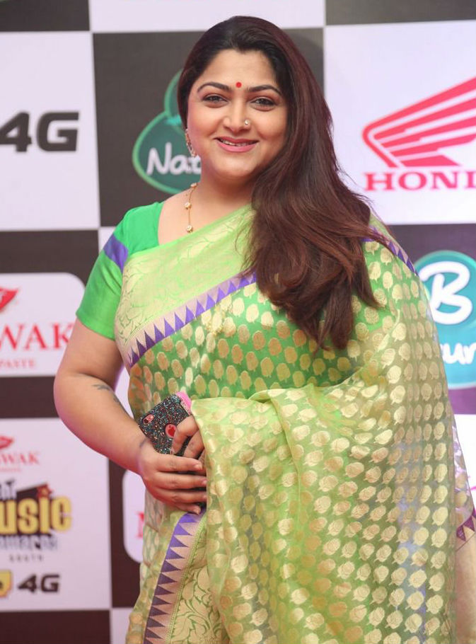 Venkatesh, Nani at Mirchi Awards 2016 Mirchi Awards 2016,Mirchi Awards,venkatesh,Nani,Mirchi Awards winners,Mirchi Awards live,Mirchi Awards pics,Mirchi Awards images,Mirchi Awards photos,Mirchi Awards stills,Mirchi Awards pictures