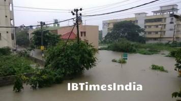 Heavy Monsoon rains,Monsoon rains,Monsoon rains in Bangalore,Bangalore rain,heavy rain in Bangalore,Flood in Bangalore,Rain In Bangalore,bangalore floods,Heavy rain pounds Bengaluru