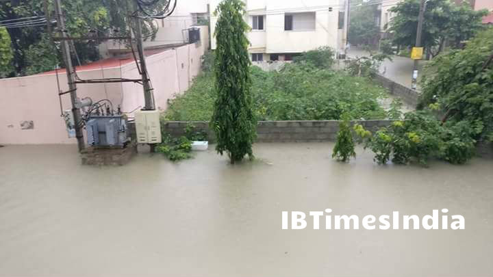 Heavy Monsoon rains lash Bangalore for fourth consecutive day. Heavy Monsoon rains,Monsoon rains,Monsoon rains in Bangalore,Bangalore rain,heavy rain in Bangalore,Flood in Bangalore,Rain In Bangalore,bangalore floods,Heavy rain pounds Bengaluru