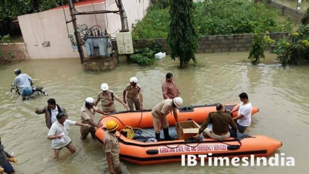 Heavy Monsoon rains lash Bangalore for fourth consecutive day.