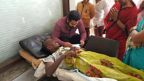Tollywood actor Jr. NTR meets his fan Nagarjuna from Bangalore, who is terminally ill cancer patient.