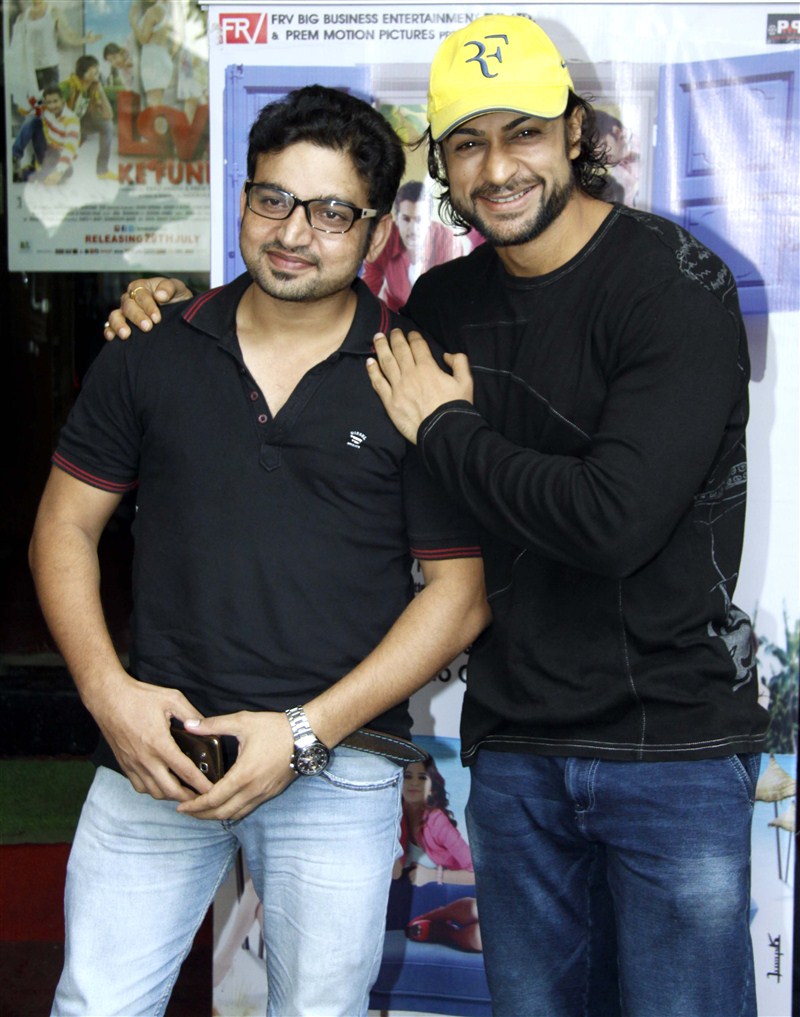 Celebs like Shaleen Bhanot, Rishank Tiwari, Harshvardhan Joshi, Ritika Gulati, Samiksha Bhatnagar, Sufi Gulati and Indervesh Yogee came for screening of their film Love Ke Funday. Love Ke Funday Special Screening,Love Ke Funday,Shaleen Bhanot,Rishank Tiwari,Harshvardhan Joshi,Ritika Gulati,Samiksha Bhatnagar,Sufi Gulati,Love Ke Funday Special Screening pics,Love Ke Funday Special Screening images,Love Ke Funday Special Screening ph