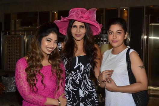An Elegant Afternoon Tea Hosted at The Drawing Room, St Regis in Mumbai. Celebs like Anandita De, Gayatri Rangachari Shah, Avantikka Raju, Zeba Kohli, Chef Martin Kindleysides and Shobhaa De, Nisha Jamwal, and others graced the event.